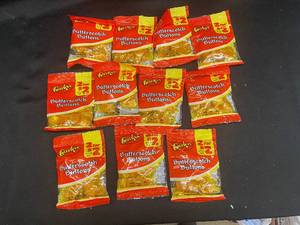 zz - Lot of 11 Butterscotch Buttons Candy Packets