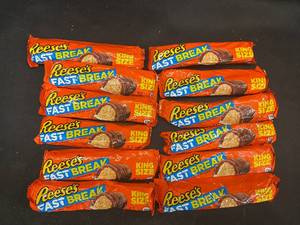D - 12 Pack Reese��s Fast Break King Size Candy Bars