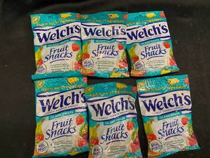QQQ - Set of 6 Welchs Island Fruits Fruit Snacks Packs