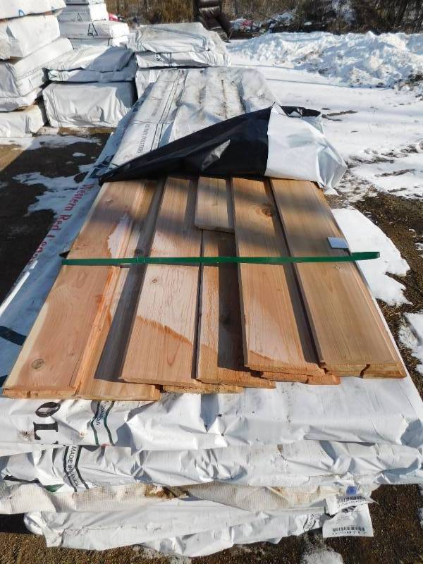 lot 3 image: 1 x 8 Western Red Cedar Shiplap V-Groove Utility - 300 Linear Feet
