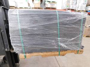 lot 19 image: Tan 8 x 47 Click Plank Laminate Water Proof Flooring (1044 sq.ft)