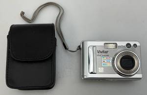 lot 172 image: Vivitar Vivicam - 6300 6.0 MP Digital Camera With 3X Optical Zoom With Rechargeable Batteries & Carrying Case Pre-owned