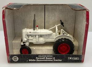 lot 173 image: Vintage Ertl Die Cast McCormick Farmall Collectors Edition Farmall Super A White Demonstrator 116 Scale Tractor (NIB) (Box Has Shelf Wear)
