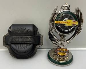 lot 180 image: Vintage Franklin Mint HARLEY DAVIDSON Pocket Watch Set With Eagle Holder And Leather Belt Holder (NEW)
