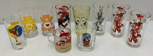 lot 230 image: Vintage 1970s Character Collector Glasses & More