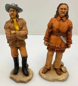 lot 240 image: Vintage 1988 Castagna Italy Wild Bill Hickok & General Custered 6 Resin Figures