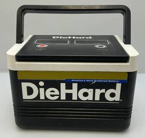 lot 15 image: Vintage Collectible DieHard Battery Cooler (Very Cool)