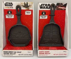 lot 147 image: Disney Star Wars Darth Vador & Mandalorian The Child Cast Iron Baking Skillets (NIB)
