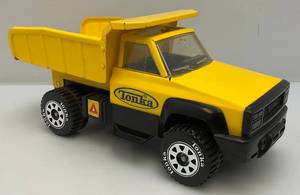 lot 162 image: TONKA Yellow Dump Truck Pressed Steel 2012 Hasbro Construction Vehicle