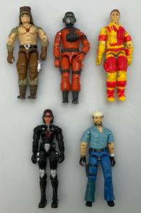 lot 299 image: 1980s Vintage GI Joes 3 34 Action Figures