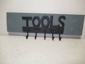 Rustic Farmhouse Style Wall Mounted Coat Hanger