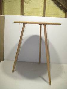 3 Leg Wooden Portable Side Table