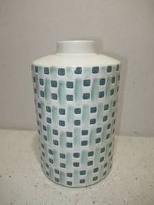 9 Ceramic Vase