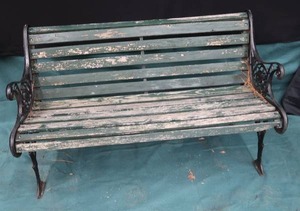 OUTDOOR BENCH