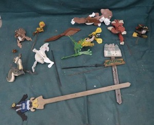 WOODEN YARD ART