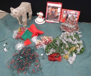 POLAR BEAR  CHRISTMAS DECORATIONS
