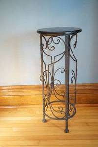 lot 4 image: side table