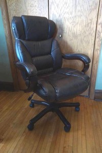 lot 43 image: adjustable wood & pleather office chair
