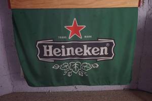 lot 50 image: Heineken Flag