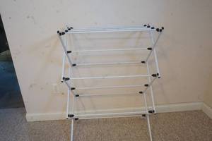lot 62 image: drying rack