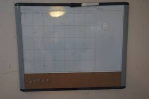 lot 65 image: white board calendar