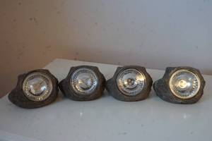 lot 70 image: 4 solar rock lights