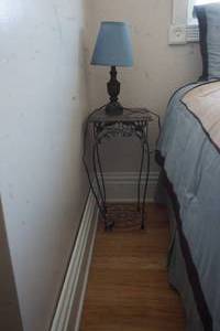 lot 91 image: Side table & Lamp