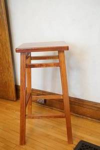 lot 114 image: wooden bar stool