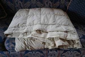 lot 120 image: Woolrich down comforter