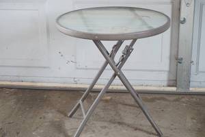 lot 167 image: small folding glass patio table