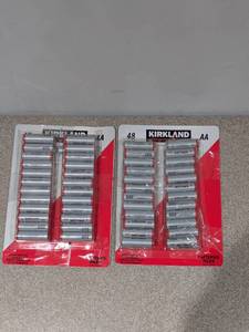 lot 35 image: KIRKLAND SIGNATURES AA BATTERIES- 2PACKS