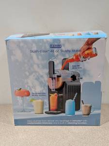 lot 73 image: BRAND NEW ICEMAN 48OZ. SLUSHY MAKER
