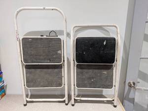 lot 105 image: 2 STEP STOOLS