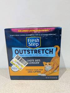 lot 106 image: BRAND NEW FRESH STEP OUTSTRETCH LONG LASTING CLUMPING LITTER