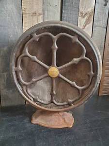 lot 21 image: Vintage Atwater Kent Type E Radio Speaker Super Cool Display