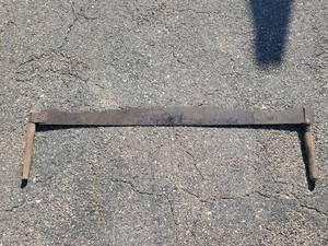 lot 39 image: Awesome 2 Person Cross Cut Saw in Good Condition