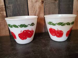 lot 81 image: 2 Vintage Milk Glass Apple Bowls in Good condition no chips or cracks good Color
