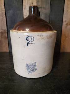 lot 86 image: Western Stoneware #2 Jug in Good Vintage Condition