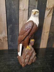 lot 91 image: Large Wood Carved Bald Eagle with Great color and Detail