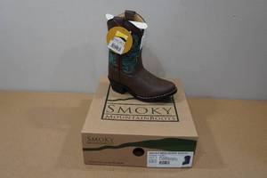 lot 162 image: Smoky Mountain Boots -Kids 9.5