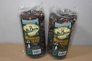 lot 189 image: 2 Mr Bird Woodpecker Feast 1.14lb Cylinders