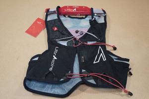lot 205 image: Ultraspire Momentum 2.0 Race Vest -Medium
