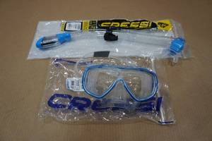 lot 209 image: Cressi Onda Snorkel Set
