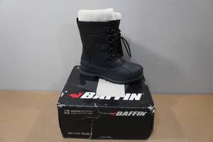 lot 224 image: Baffin Canada Womens Winter Boots -Size 7