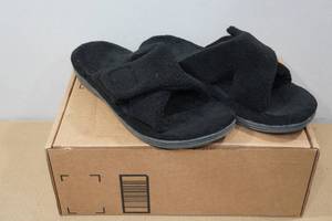 lot 241 image: Vionic Relax Slipper Sandals -Size 10