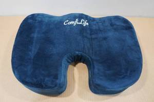 lot 40 image: Comfi Life Office Chair Cushion