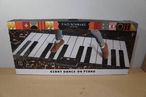 lot 42 image: FAO Schwarz Giant Dance On Piano