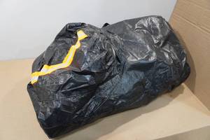 lot 118 image: Car Cover
