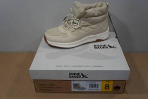 lot 120 image: Eddie Bauer Balasana Ladies Winter Boot - Size 8