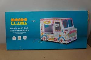 lot 131 image: Mondo Llama Create Your Own Ice Cream Truck Kit